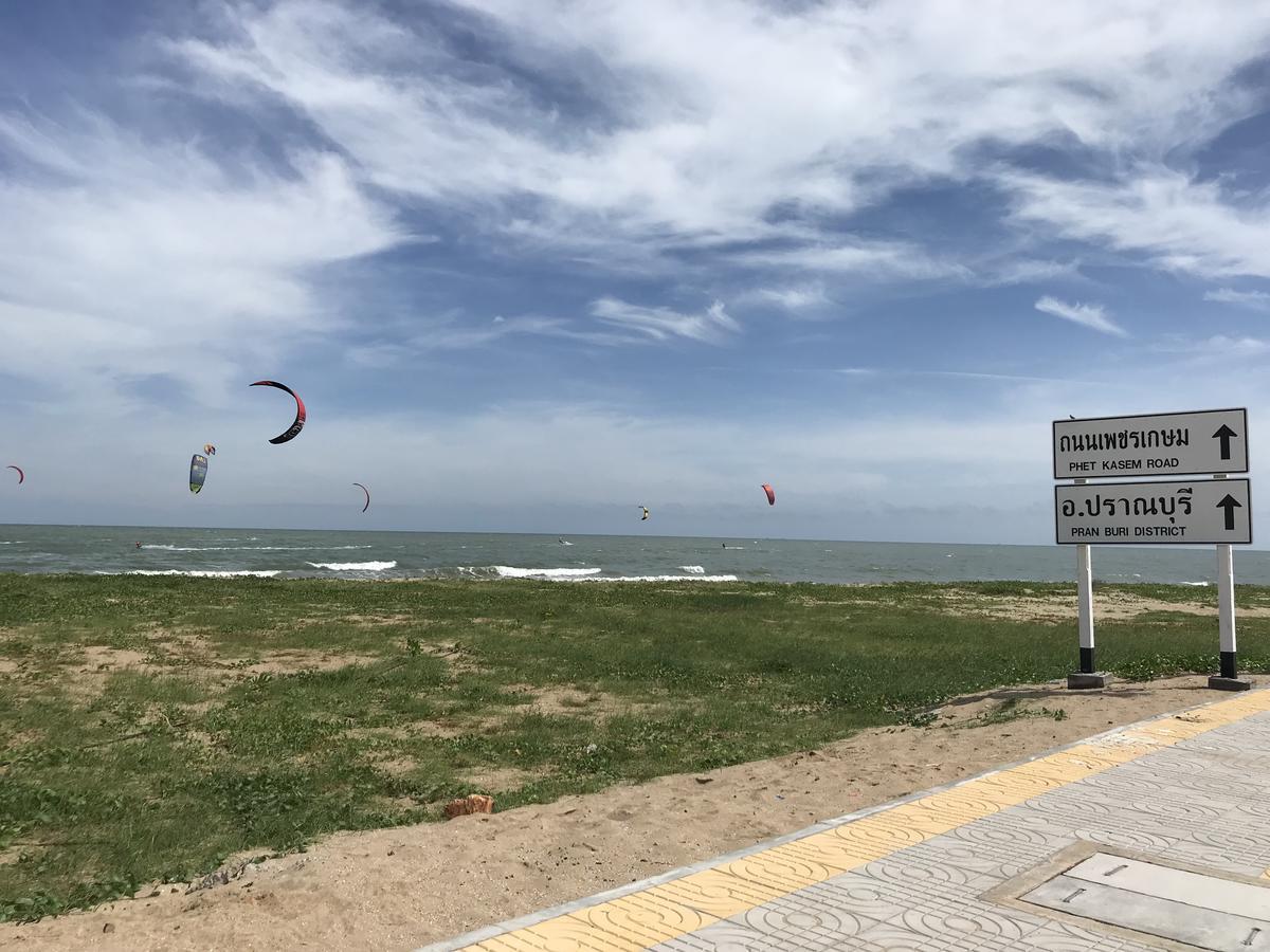 Palm Beach Resort Pran Buri Bagian luar foto