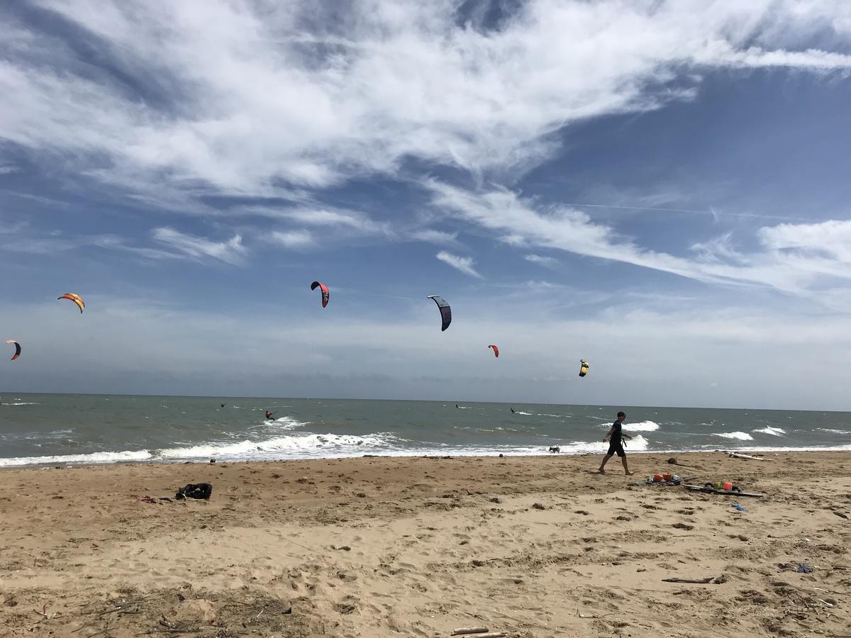 Palm Beach Resort Pran Buri Bagian luar foto
