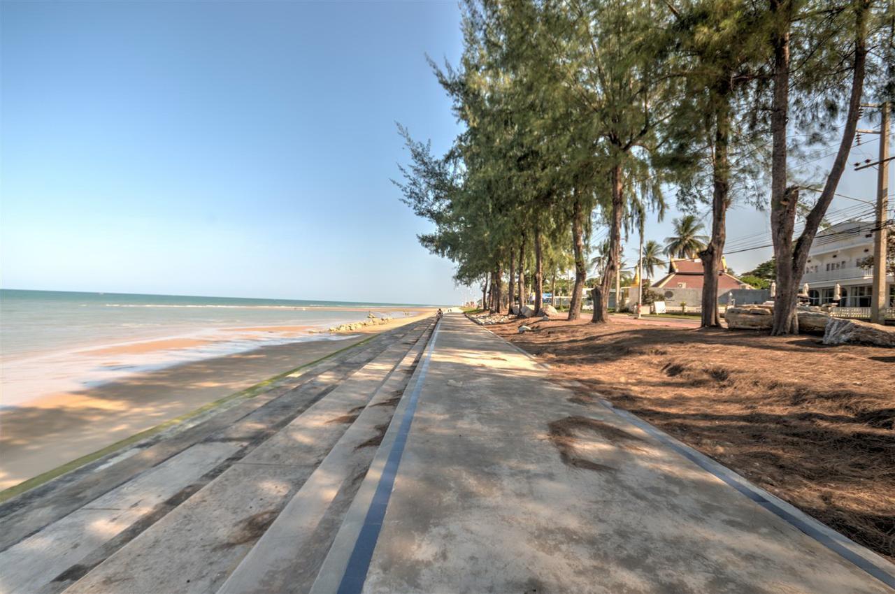 Palm Beach Resort Pran Buri Bagian luar foto